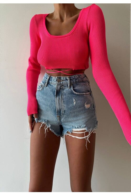 Укороченный трикотаж с завязками на талии