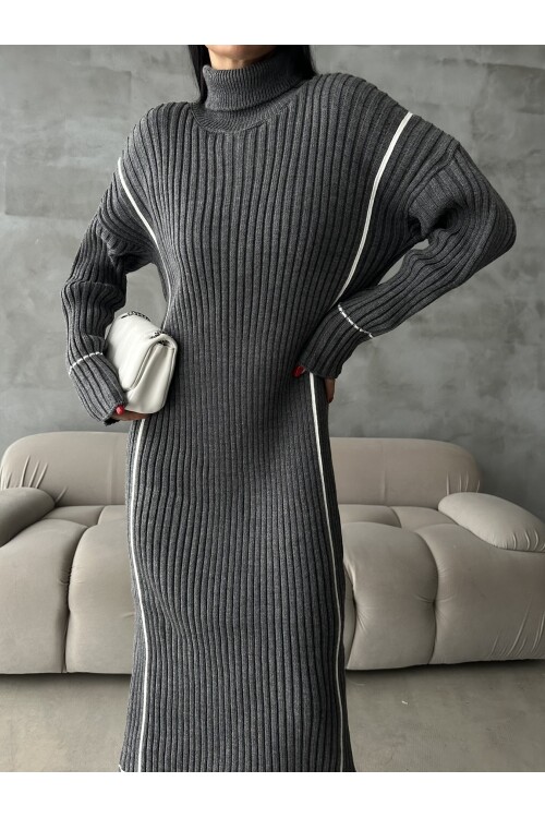 Turtleneck Knit Dress
