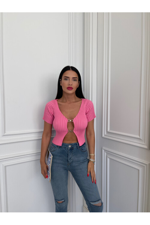 كارديجان قصير الأكمام