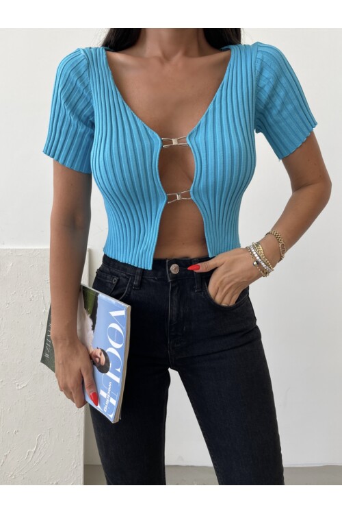 كارديجان قصير الأكمام