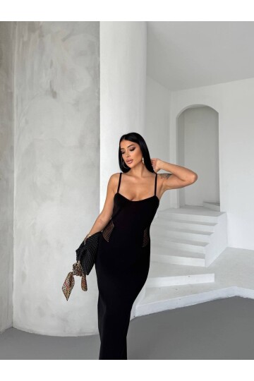 Kadın Siyah Örme Yan Dekolte Detaylı Triko Elbise